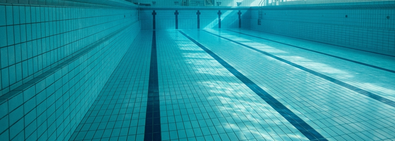 Hallenbad Schwimmbecken für Water-Fit Training